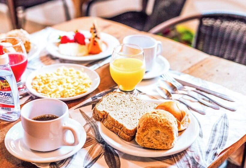 הוסטל Velinn Pousada Praia Do Pereque