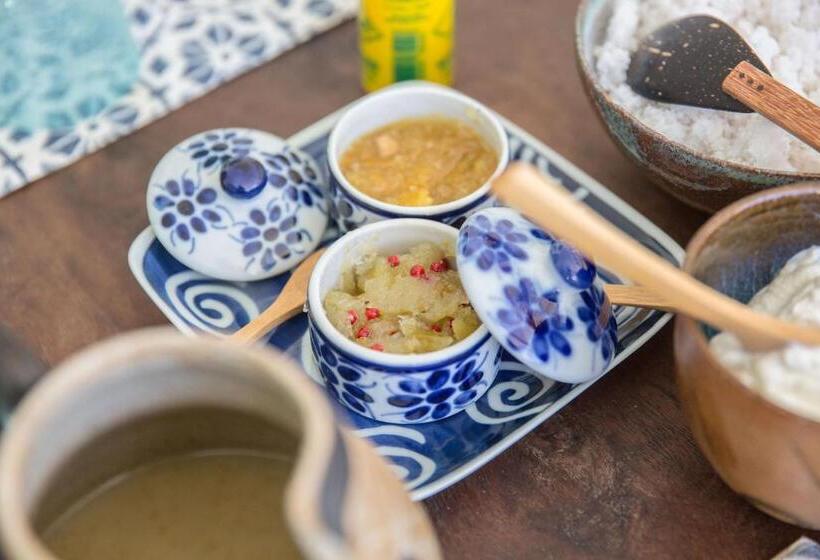 Alfazema Cultural Bed And Breakfast