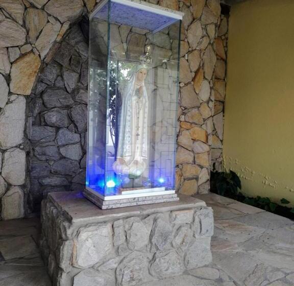 Bed and Breakfast Pousada Don Robledo