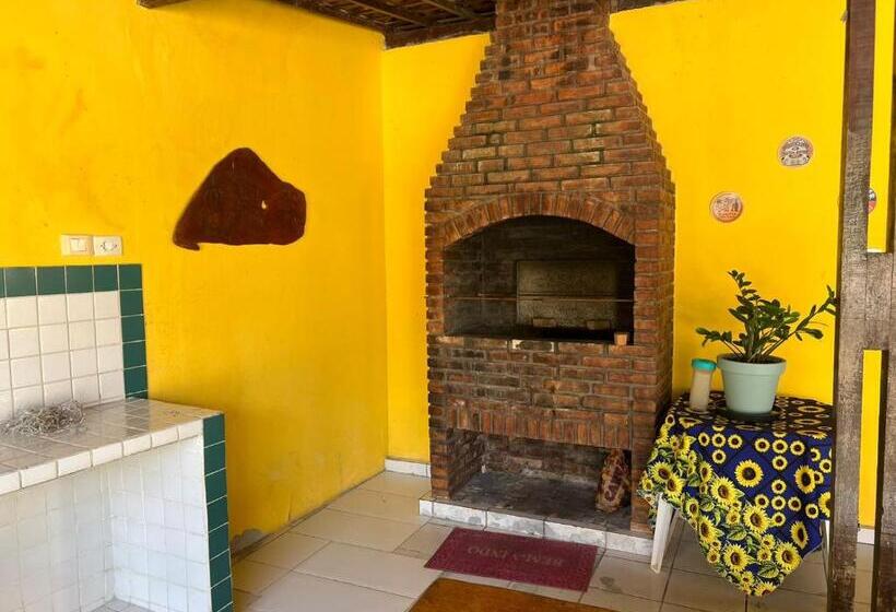 Bed and Breakfast Pousada Don Robledo