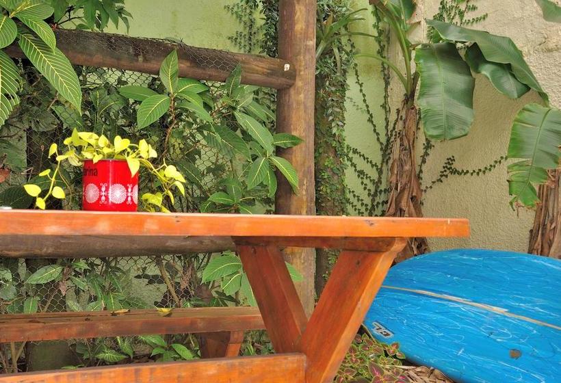 Bertioga Beach Hostel