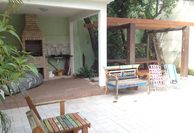 Bertioga Beach Hostel