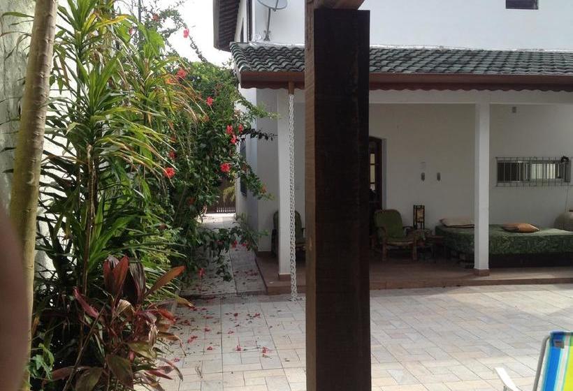 Bertioga Beach Hostel