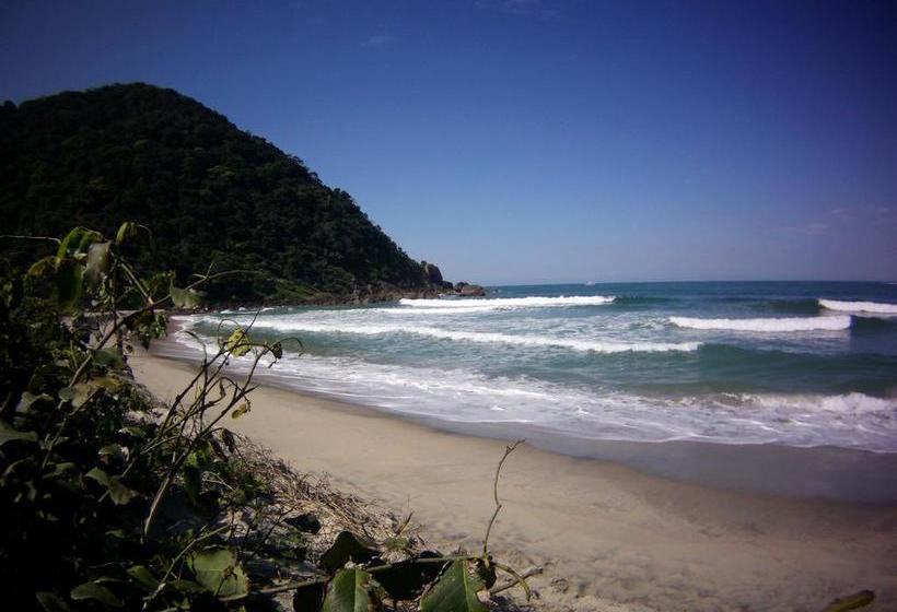 Bertioga Beach Hostel