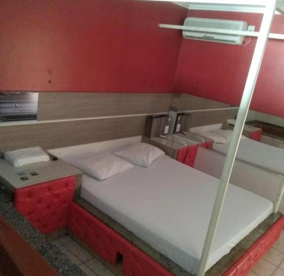 Classic Hotel E Motel