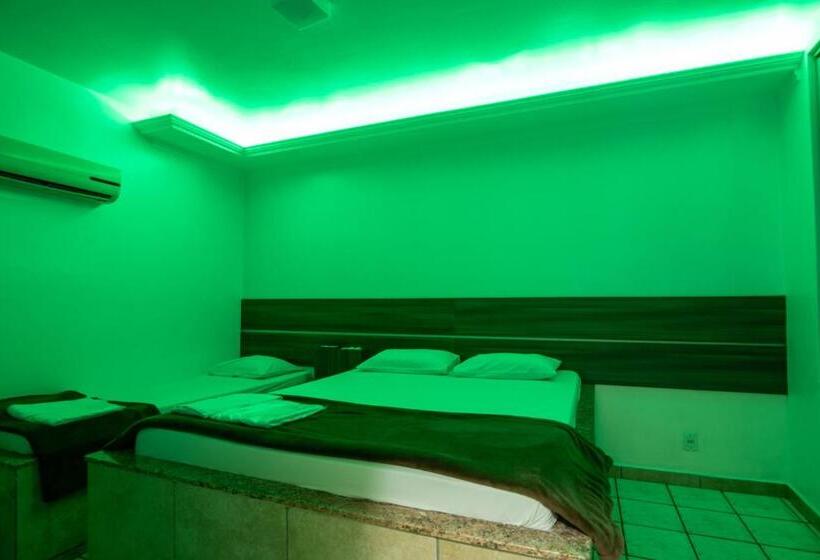 Classic Hotel E Motel