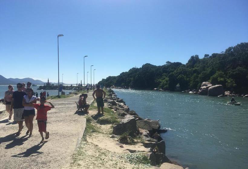 Floripa Hostel Barra Da Lagoa