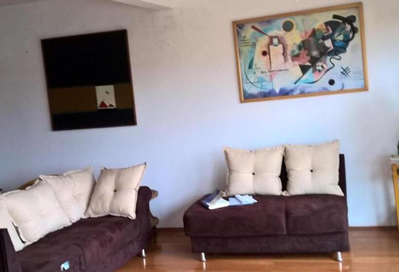 ユースホステル Residencial Casa Grande