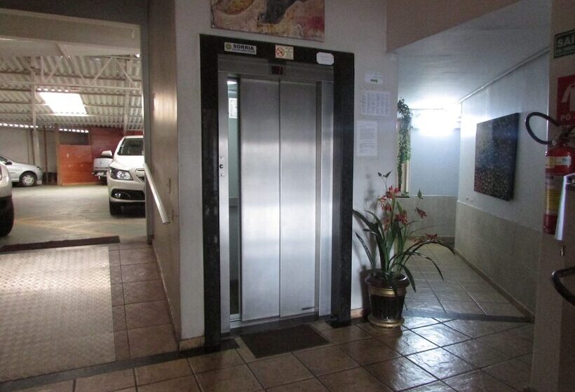 בית מלון כפרי Araguaia Goiânia