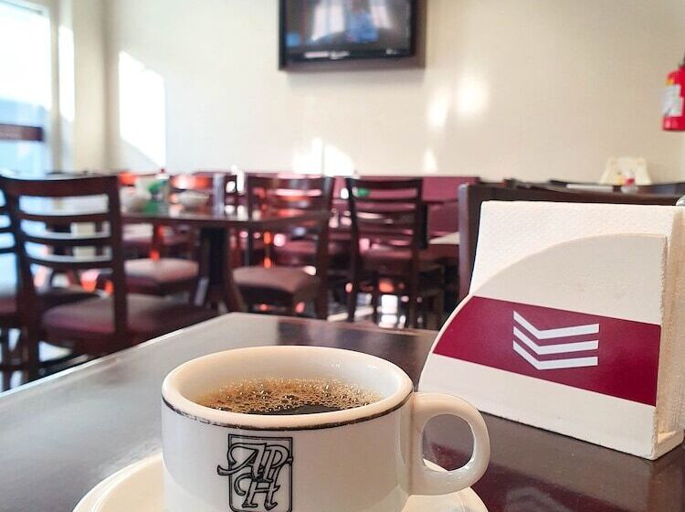 ホテル Avenida Palace