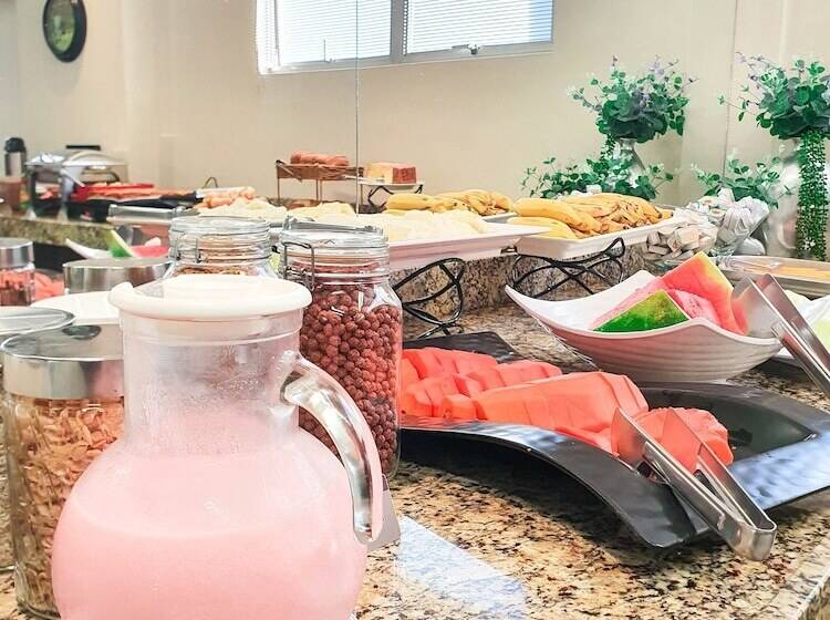 ホテル Avenida Palace