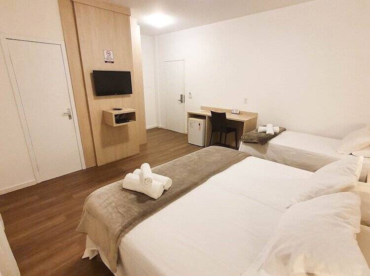 ホテル Avenida Palace