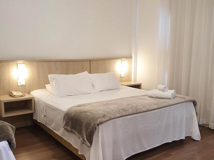 ホテル Avenida Palace