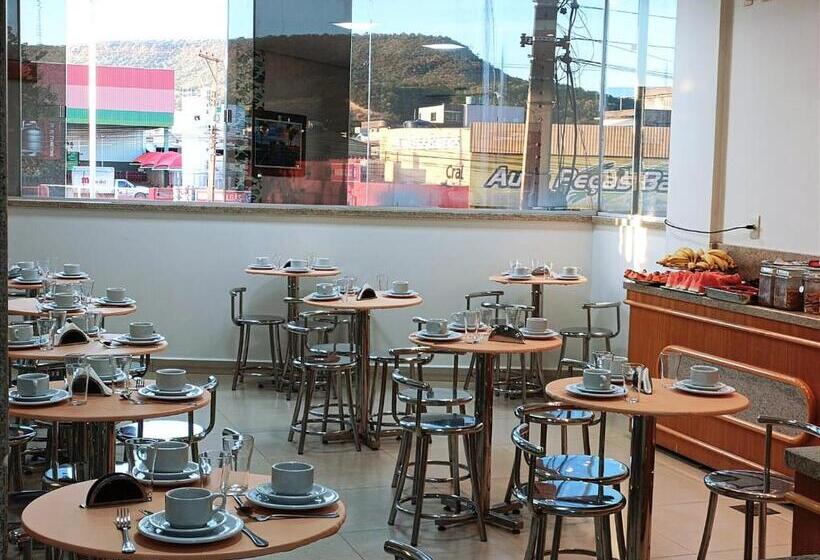 בית מלון כפרי Bougainville Barreiras