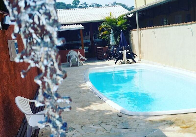 ホテル Buriti Itupeva