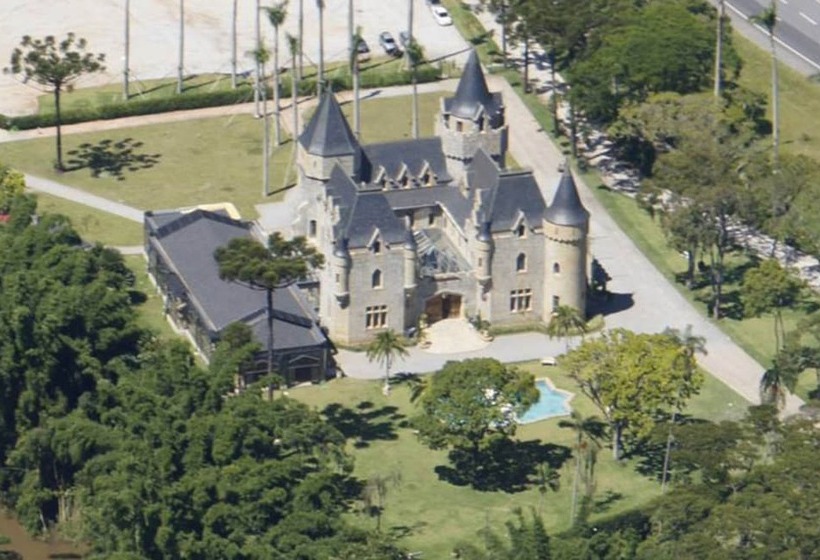 Castelo De Itaipava   Hotel, Eventos E Gastronomia