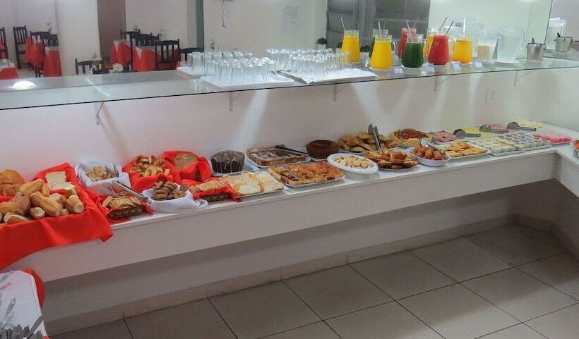 Отель Centenário