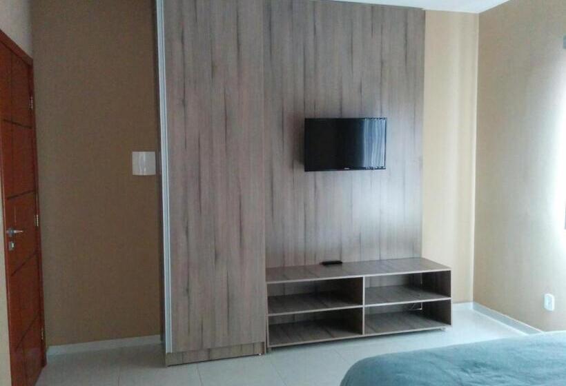 בית מלון כפרי Conquista Palace