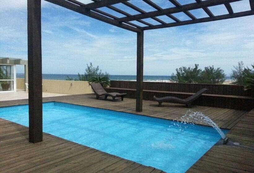 בית מלון כפרי De Rose Praia