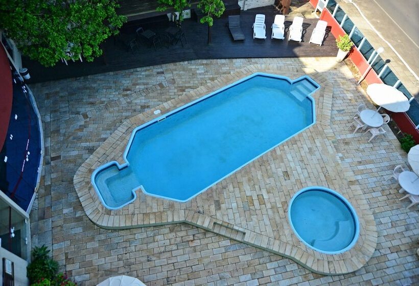 בית מלון כפרי De Rose Praia