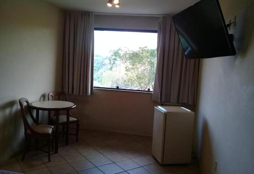 酒店 Dominguez Master