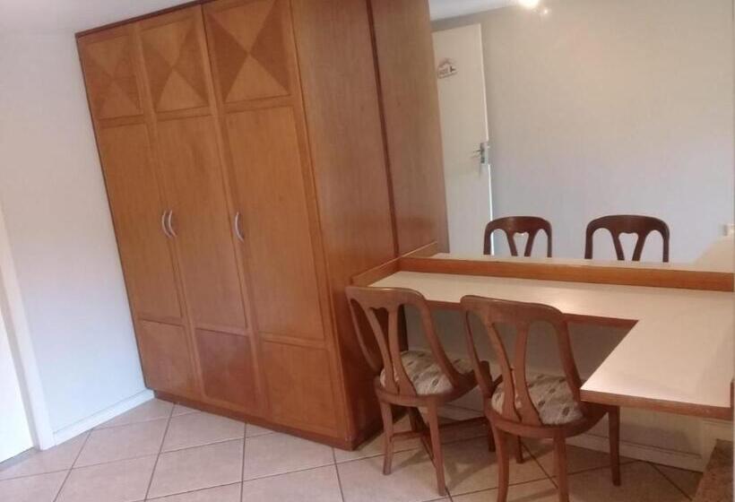 酒店 Dominguez Master