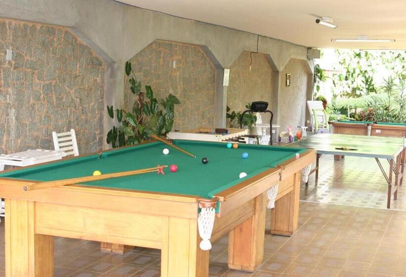 酒店 Dominguez Master