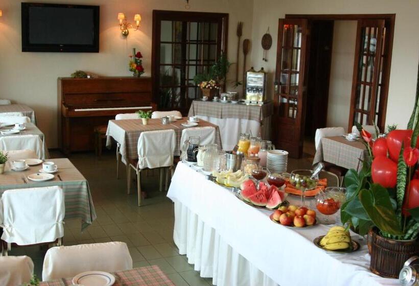 酒店 Dominguez Master