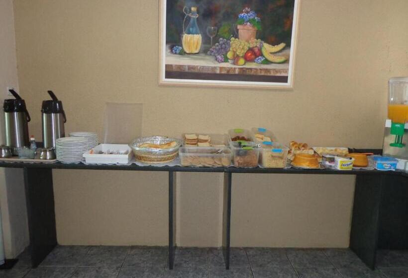 ホテル Em Sbo   Centro