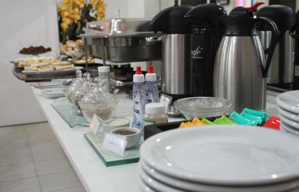 فندق Express   Leva E Busca No Aeroporto Grátis 24 Horas