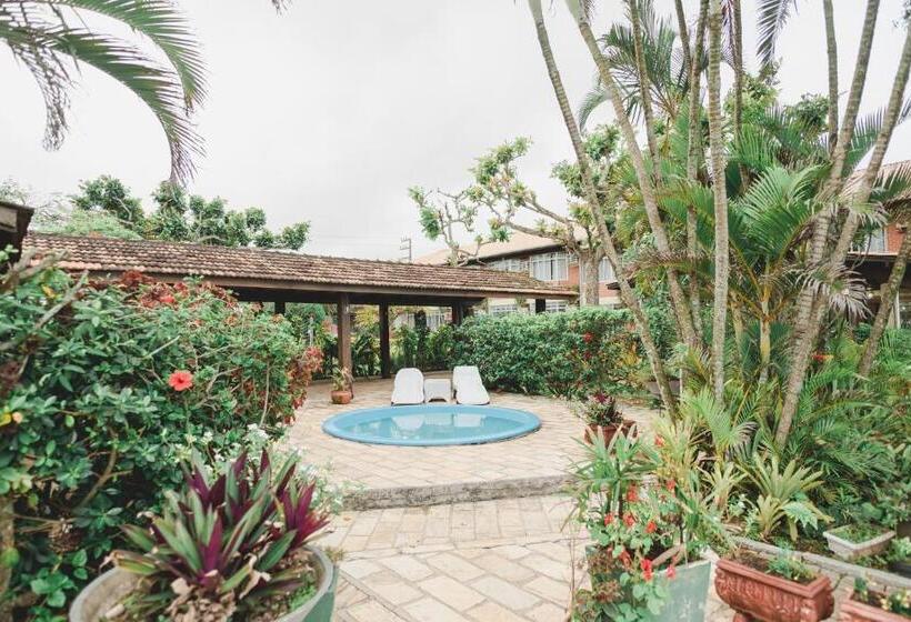 Отель Flamboyant