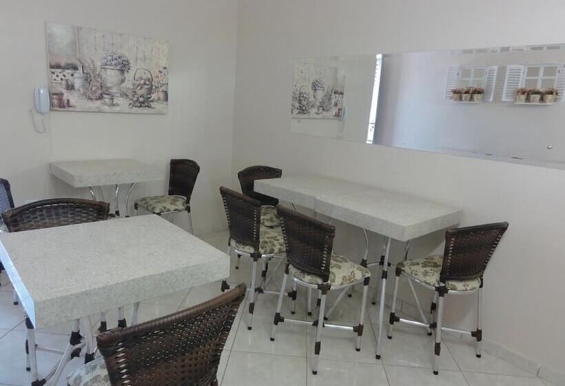 ホテル Flamboyant