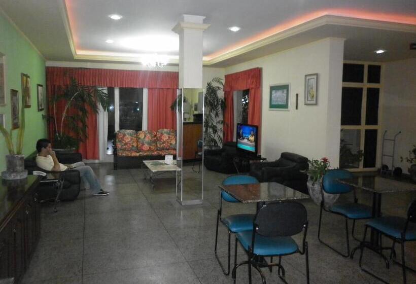 בית מלון כפרי Gravataí Center