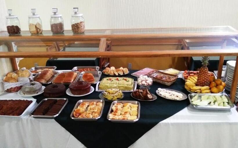 בית מלון כפרי Gravataí Center