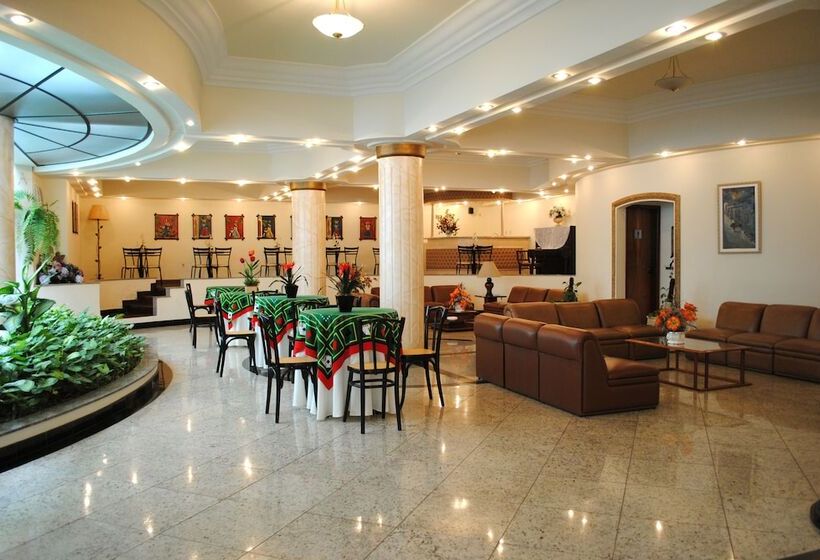 Отель Guanabara