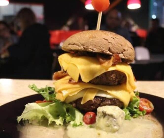 فندق Herval Park