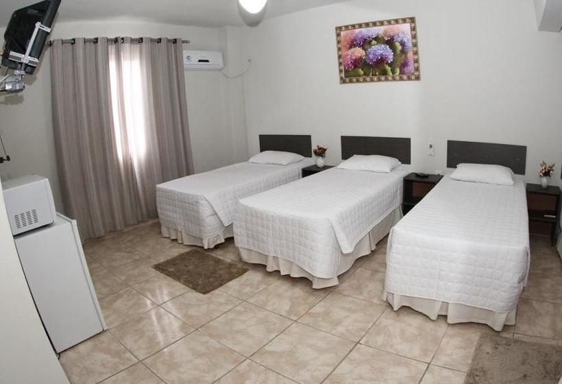 Отель Joinvillense