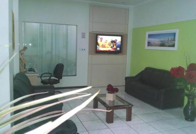 בית מלון כפרי Master