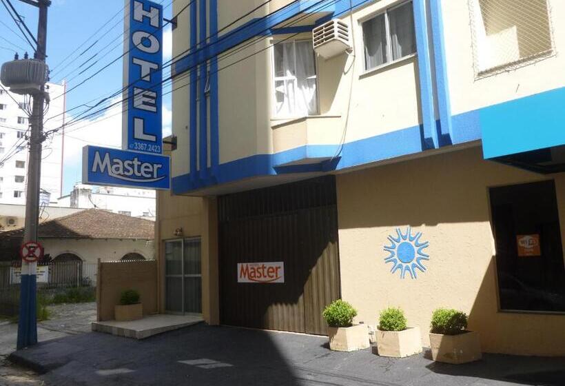 בית מלון כפרי Master