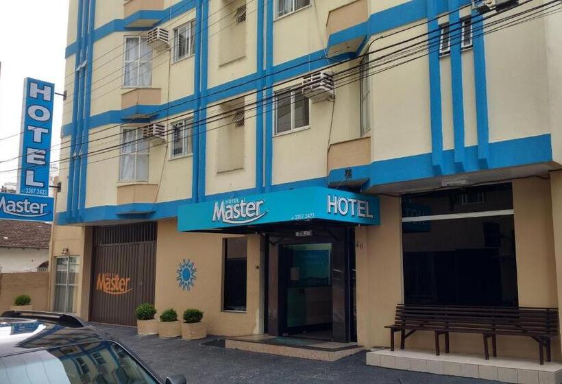 هتل Master
