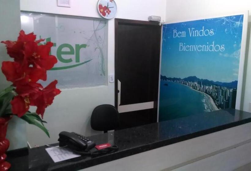 בית מלון כפרי Master