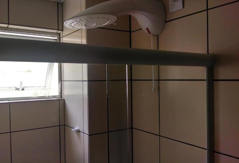 בית מלון כפרי Master