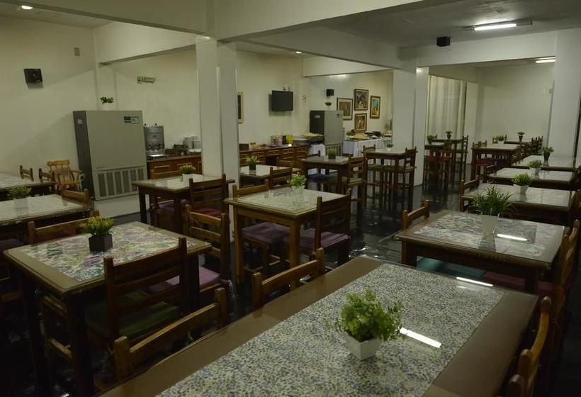 בית מלון כפרי Morotin