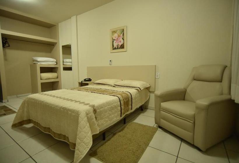 בית מלון כפרי Morotin