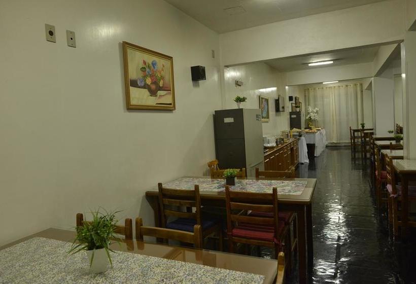 בית מלון כפרי Morotin