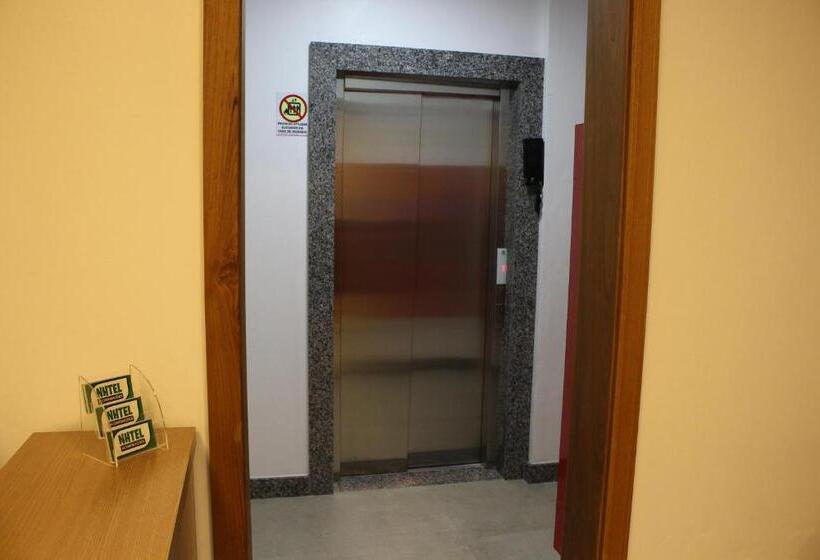 ホテル Nhtel Acomodações
