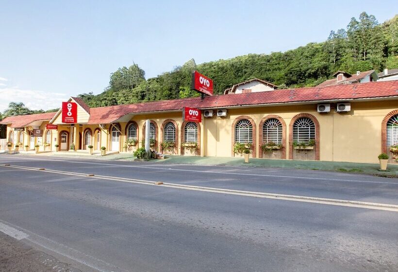 בית מלון כפרי Pousada Le Charme De La Ville