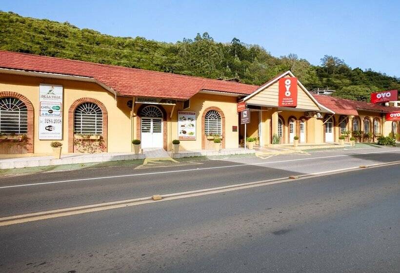 בית מלון כפרי Pousada Le Charme De La Ville