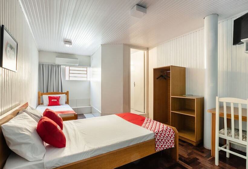 בית מלון כפרי Pousada Le Charme De La Ville