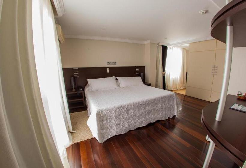 فندق Santa Catarina Plaza